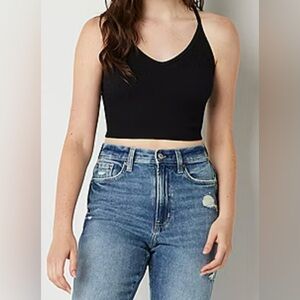 Arizona women’s juniors v neck ribbed tank top.